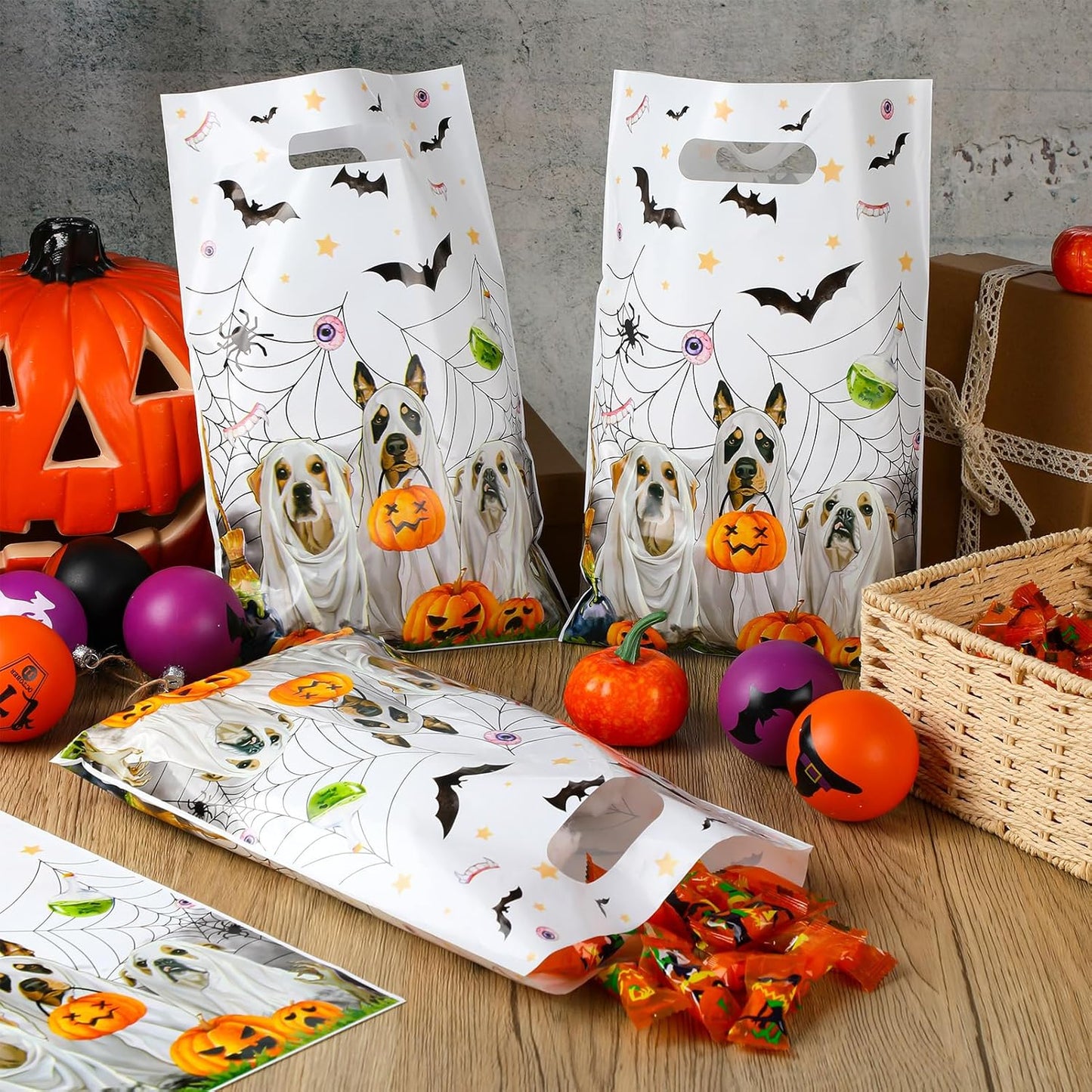 ReliThick 150 Pcs Halloween Dog Bags Ghost Dog Bags Kits Trick or Treat Ghost Themed Party Favor Storage Supplies Halloween Snack Candy Pouches Packaging for Kids Party Decorations Supplies Favors