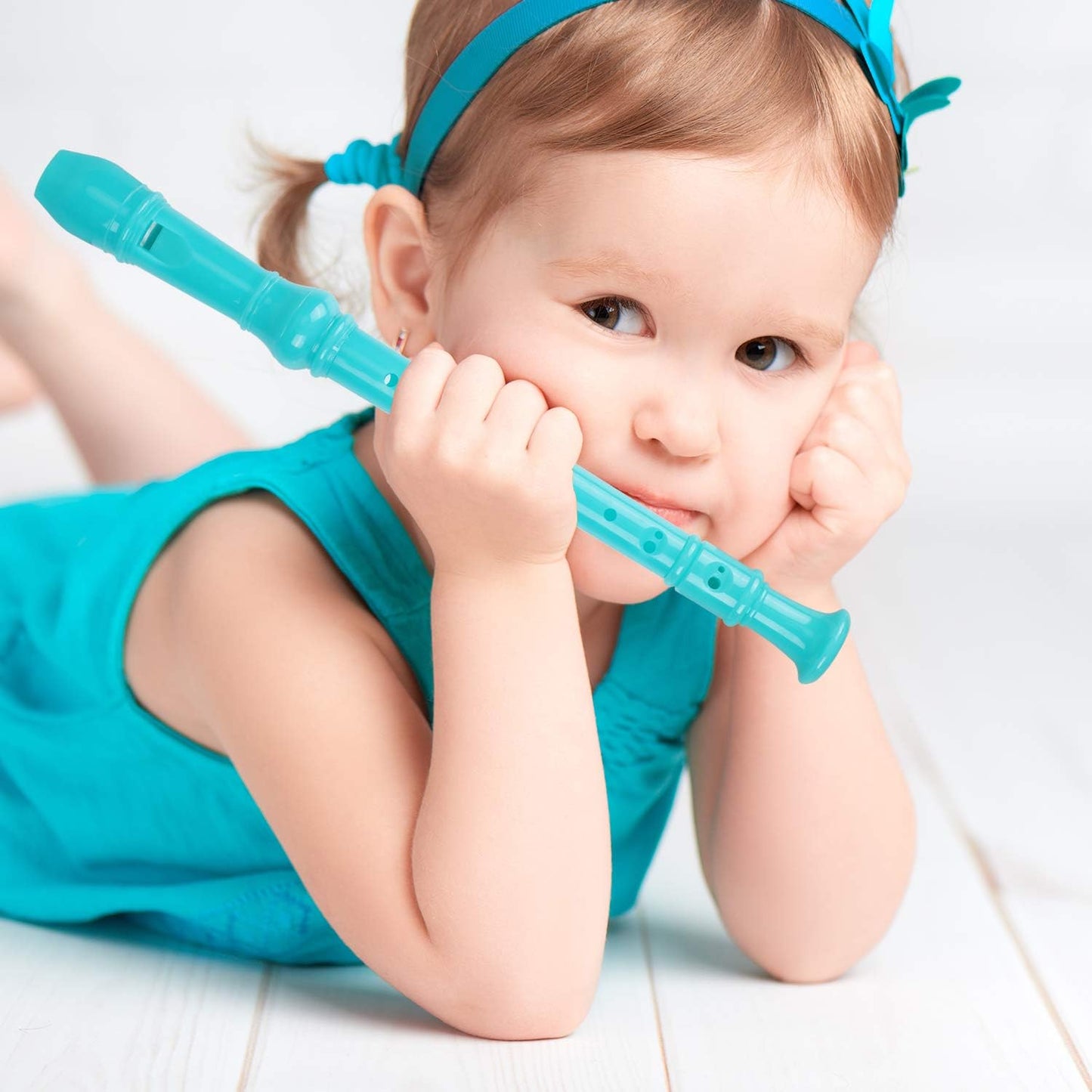 Soprano Recorder Descant Flauta Recorder 8 Hole ABS Clarinet German Style Treble flute C Key for Kids Children With Fingering Chart Instructions with Cleaning Rod Bag green