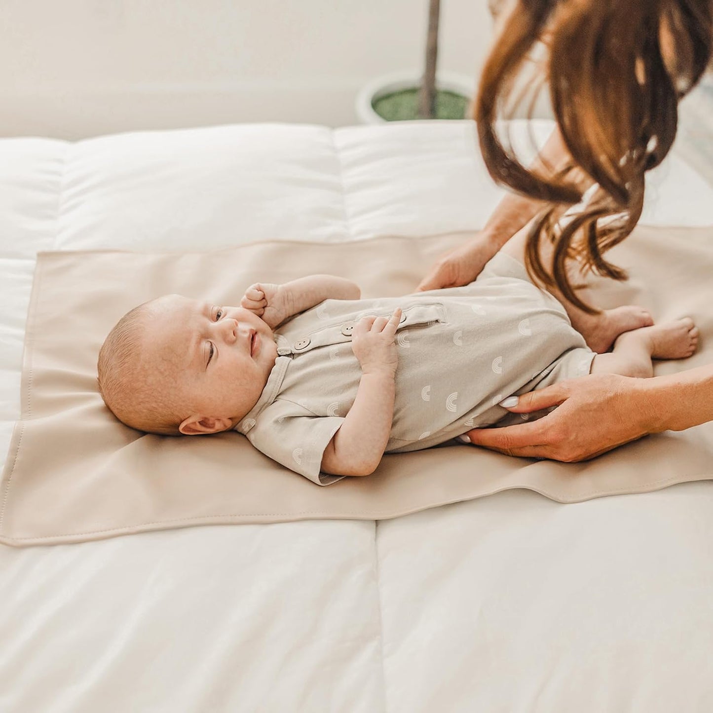 Konssy Faux Leather Baby Changing Mat, Waterproof, Wipeable & Portable Diaper Changing Pad for Travel or Home, Fits Perfectly in Diaper Bag, 30 x 17 inches (Fog Green,Beige)