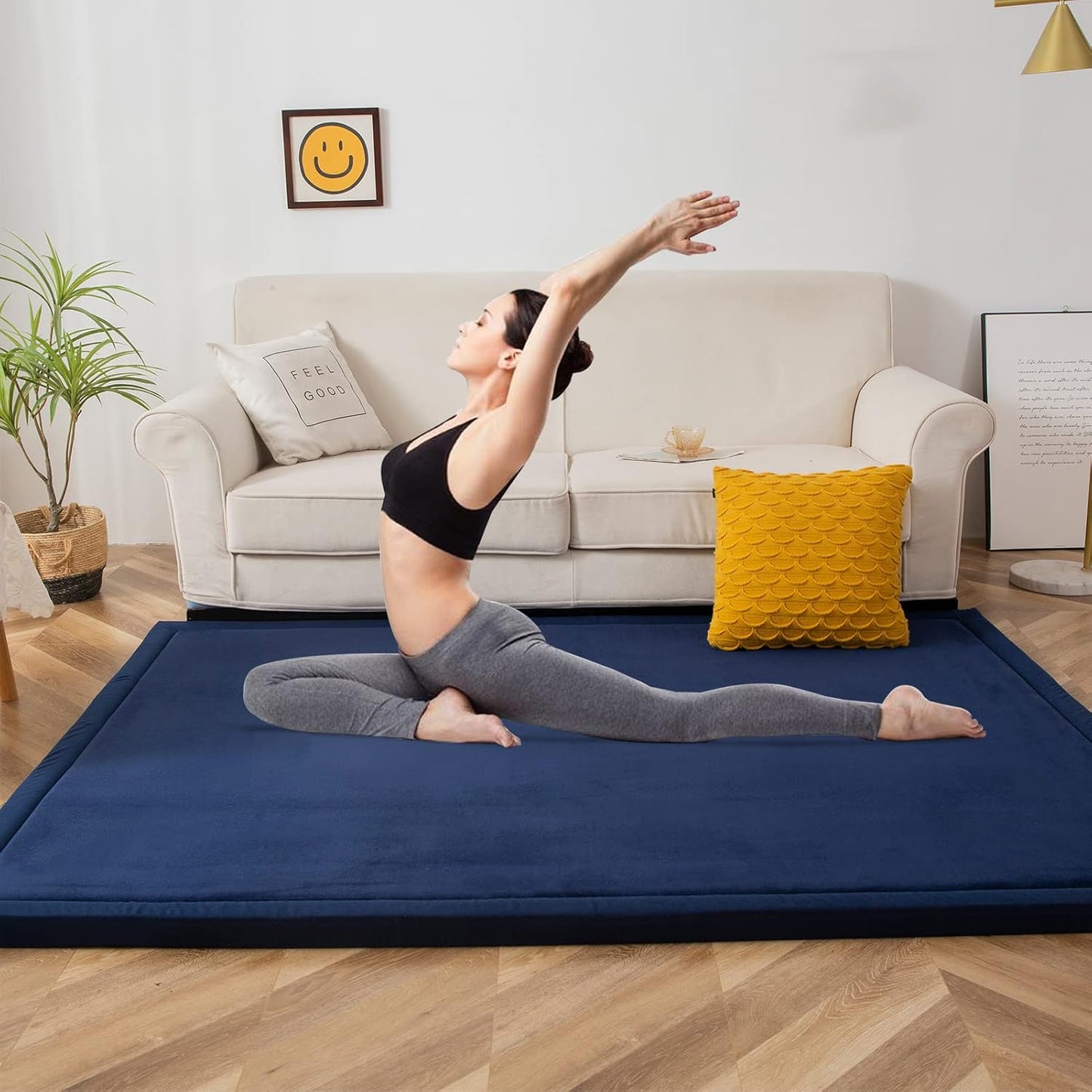 MAXYOYO Black Coral Velvet Area Rug, Thick Japanese Tatami Mat Living Room Carpet with Non-Slip Backing, Large Solid Color Mat for Bedroom Dormitory Yoga, 49 by 49 inch