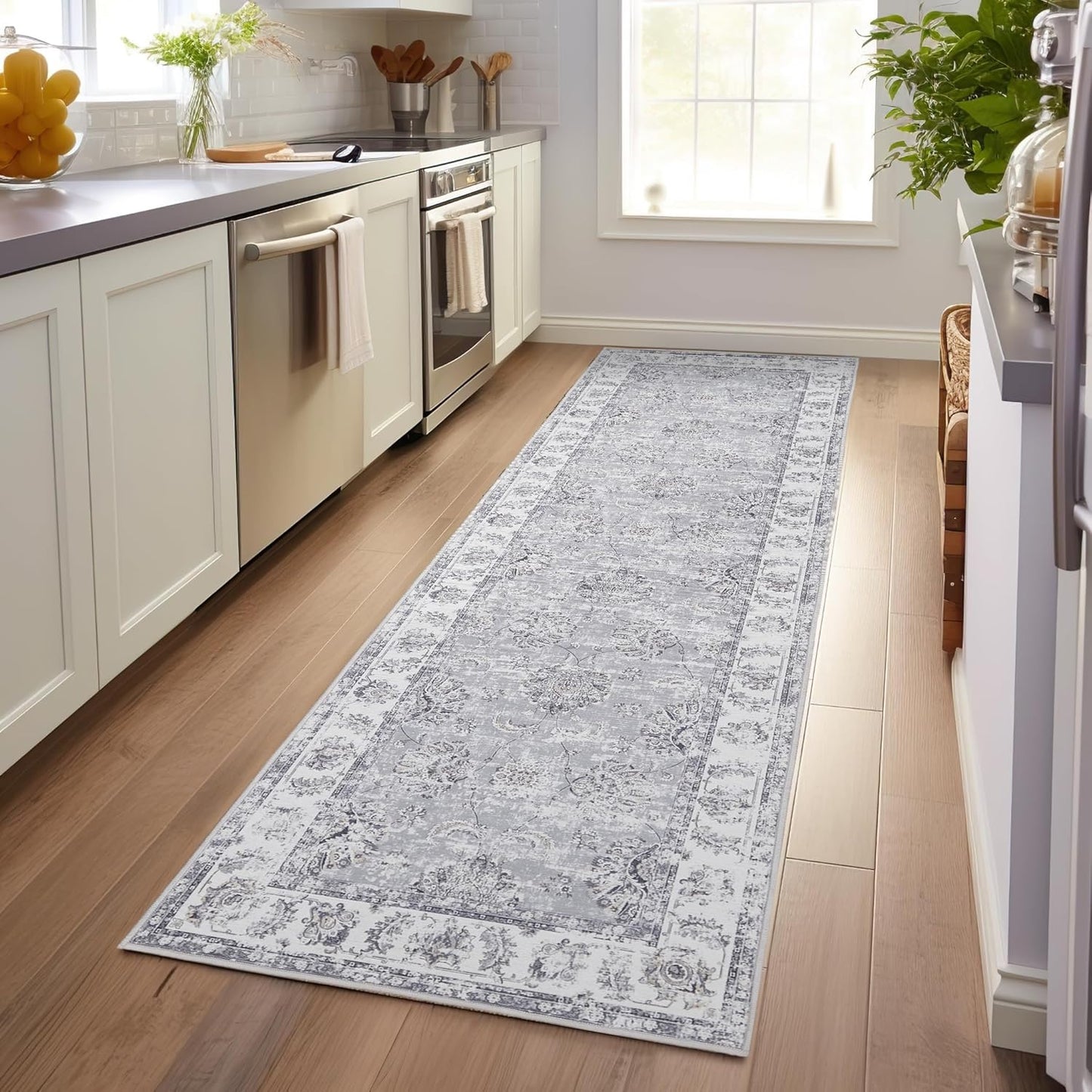 jinchan Hallway Runner Rug 3x7 Machine Washable Runner Rug Grey Vintage Floral Design Non-Slip Low Pile Ultra-Thin for Kitchen Laundry Room Bedroom Farmhouse (3‘x7',Grey)