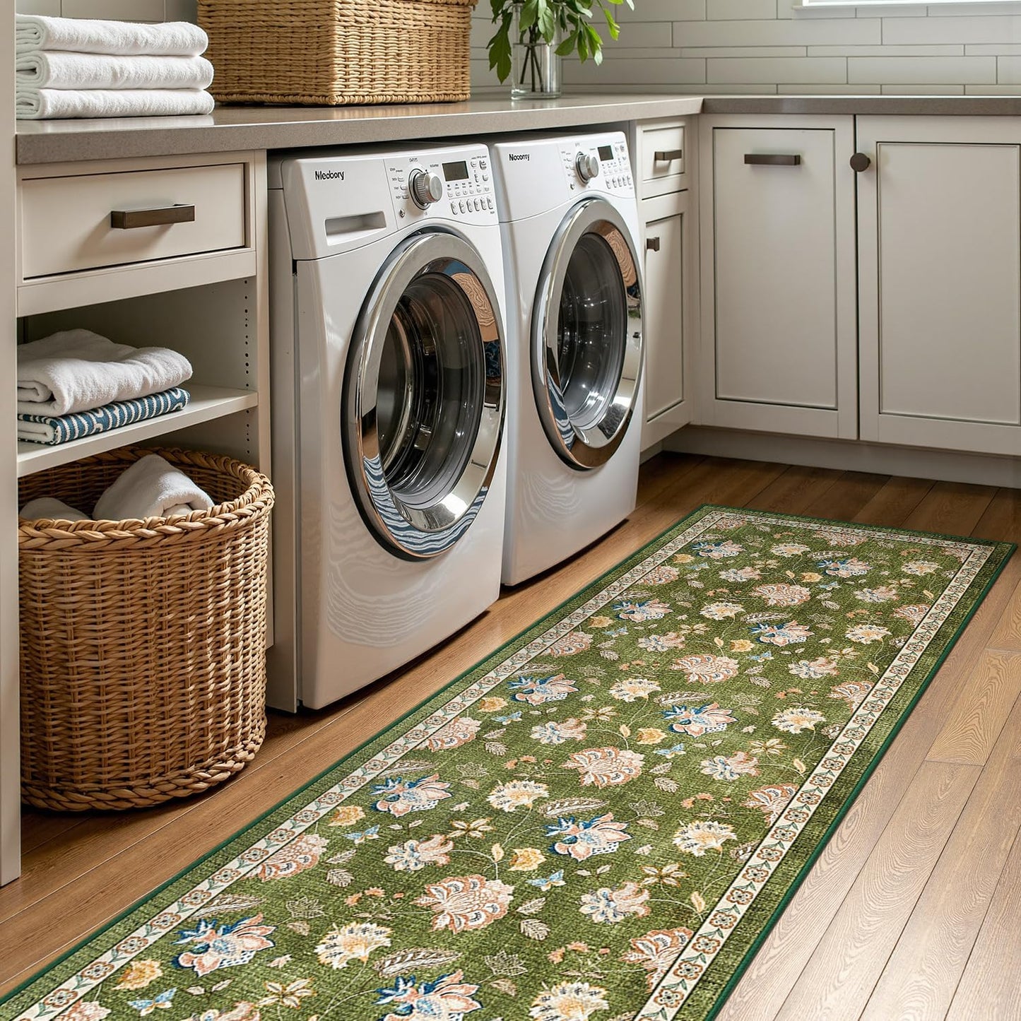 jinchan 3x8 Floral Runner Rug for Hallway Washable Kitchen Runner Vintage Romance Design Non Slip Thin Indoor Floor Cover Low-Profile Throw Carpet for Entryway Bathroom Bedroom Porch, Green