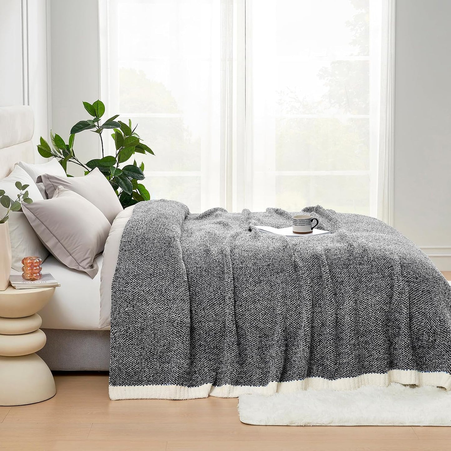 Snuggle Sac Soft Warm Bed Blanket Oversized Twin XL 66x90“, Super Soft Warm Blankets for Bed, Living Room, Luxurious Microfiber Blanket Dupes, Heather Black, 66x90 inches