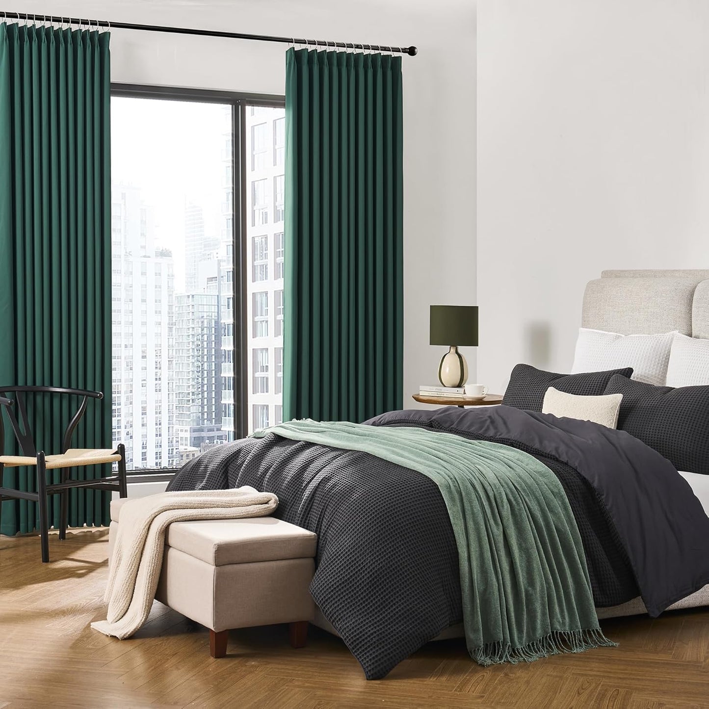 KEQIAOSUOCAI Hunter Green Blackout Curtains with Pinch Pleat, Dark Emarald Green Room Darkening Curtain 84 Inches Long, Thermal Insulated Window Treatment with Hooks 40x84-2PCs