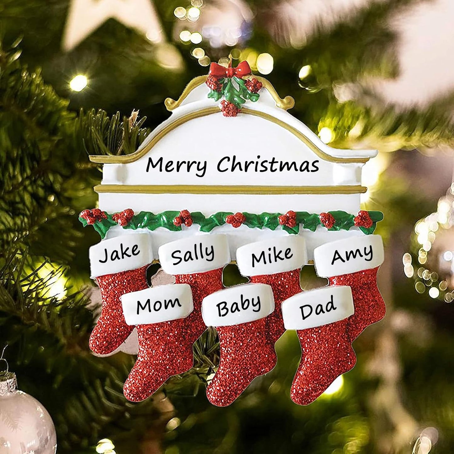 Personalized Christmas Ornaments 2025 Family of 2/3/4/5/6/7/8 Custom Christmas Stocking Ornament with Names Customized Ornaments for Xmas Tree,Family of 6