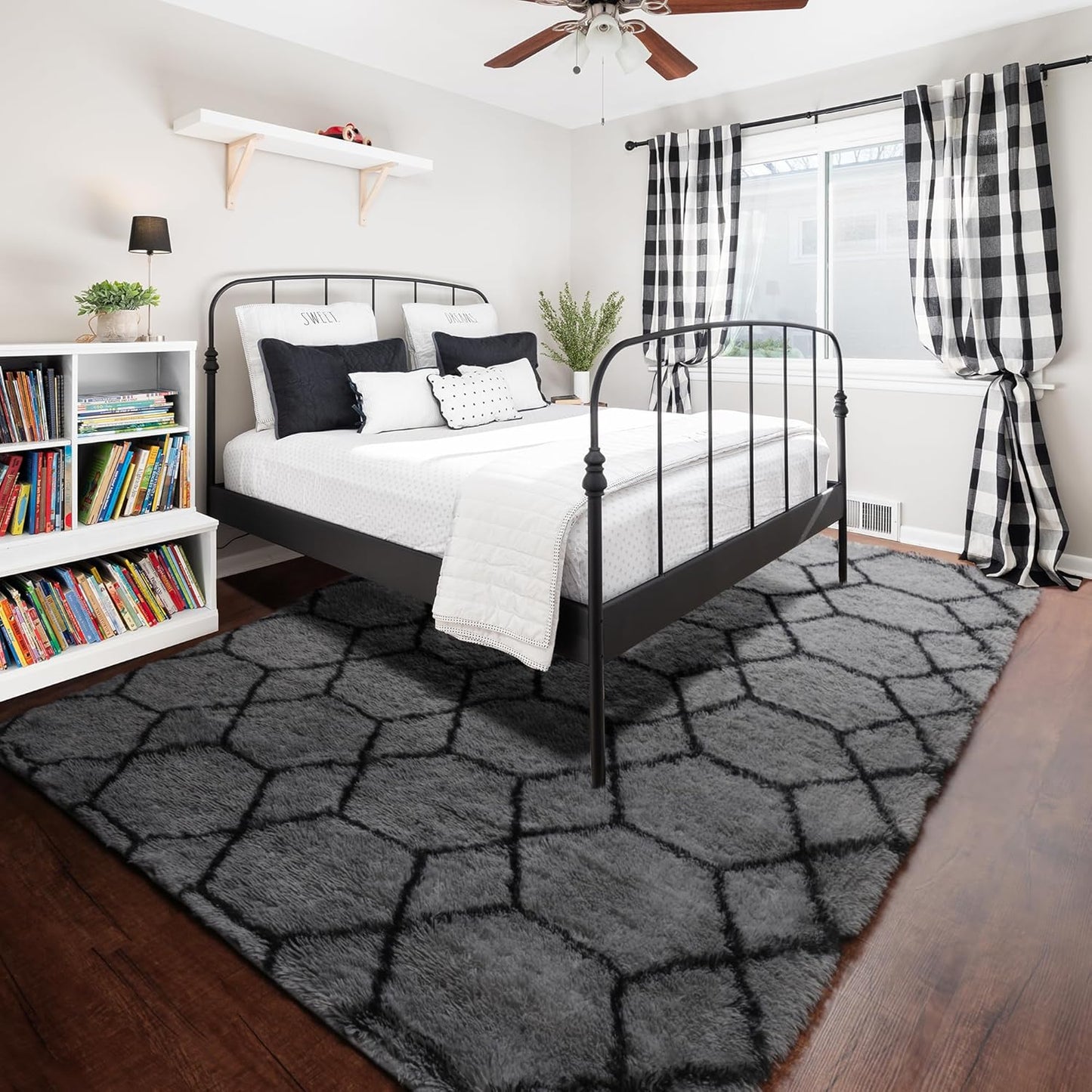 ONASAR Area Rugs for Bedroom Living Room, Washable 4x6 Fluffy Grey and Black Rug, Shaggy Geometric Floor Mat for Home Decor Aesthetic, Soft Plush Fuzzy Carpet for Nursery Kids Teen Dorm