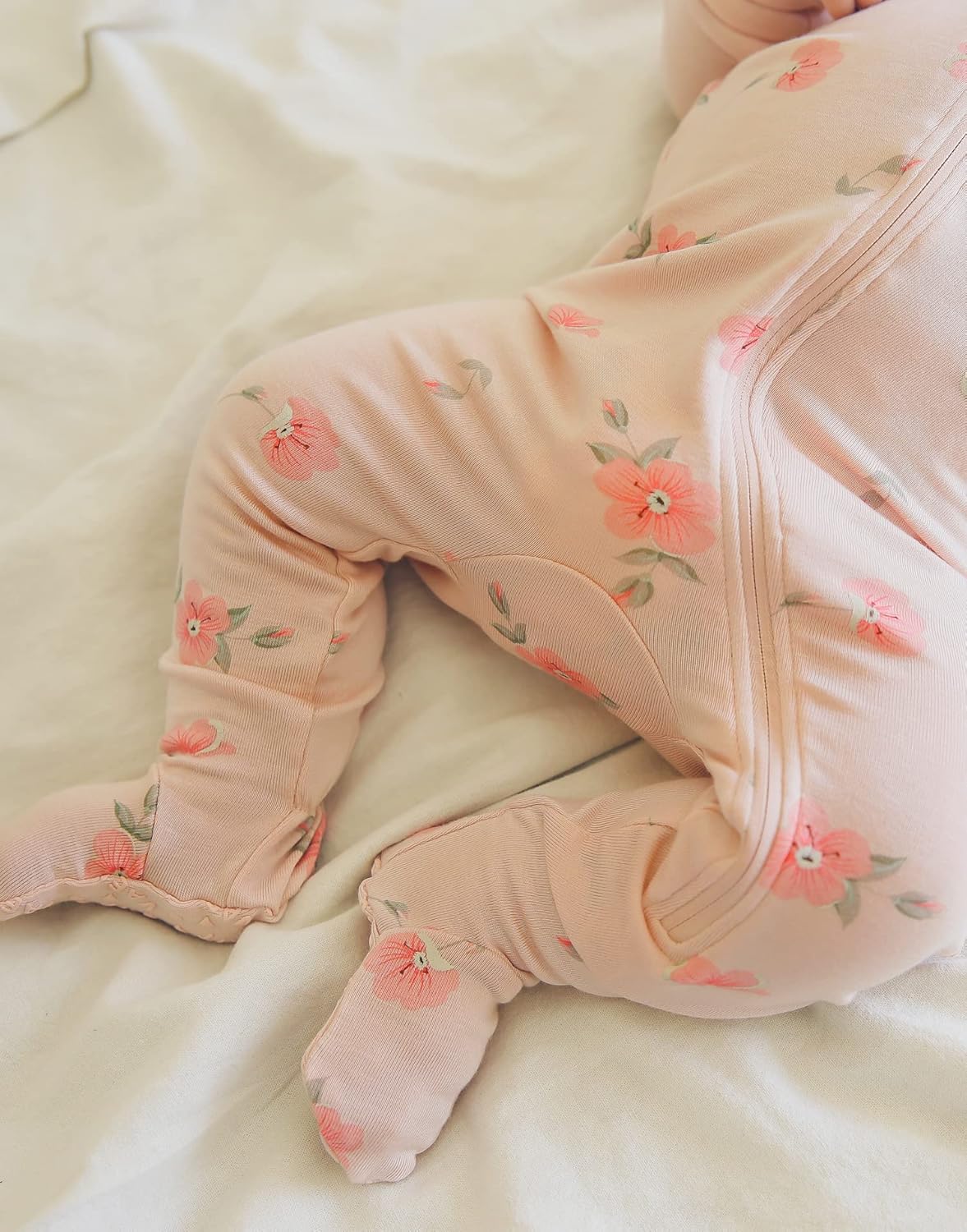 VAENAIT BABY Infant Toddler Boys Girls Footed Pajamas One-PIece Romper Sleep and Play 0M-2T