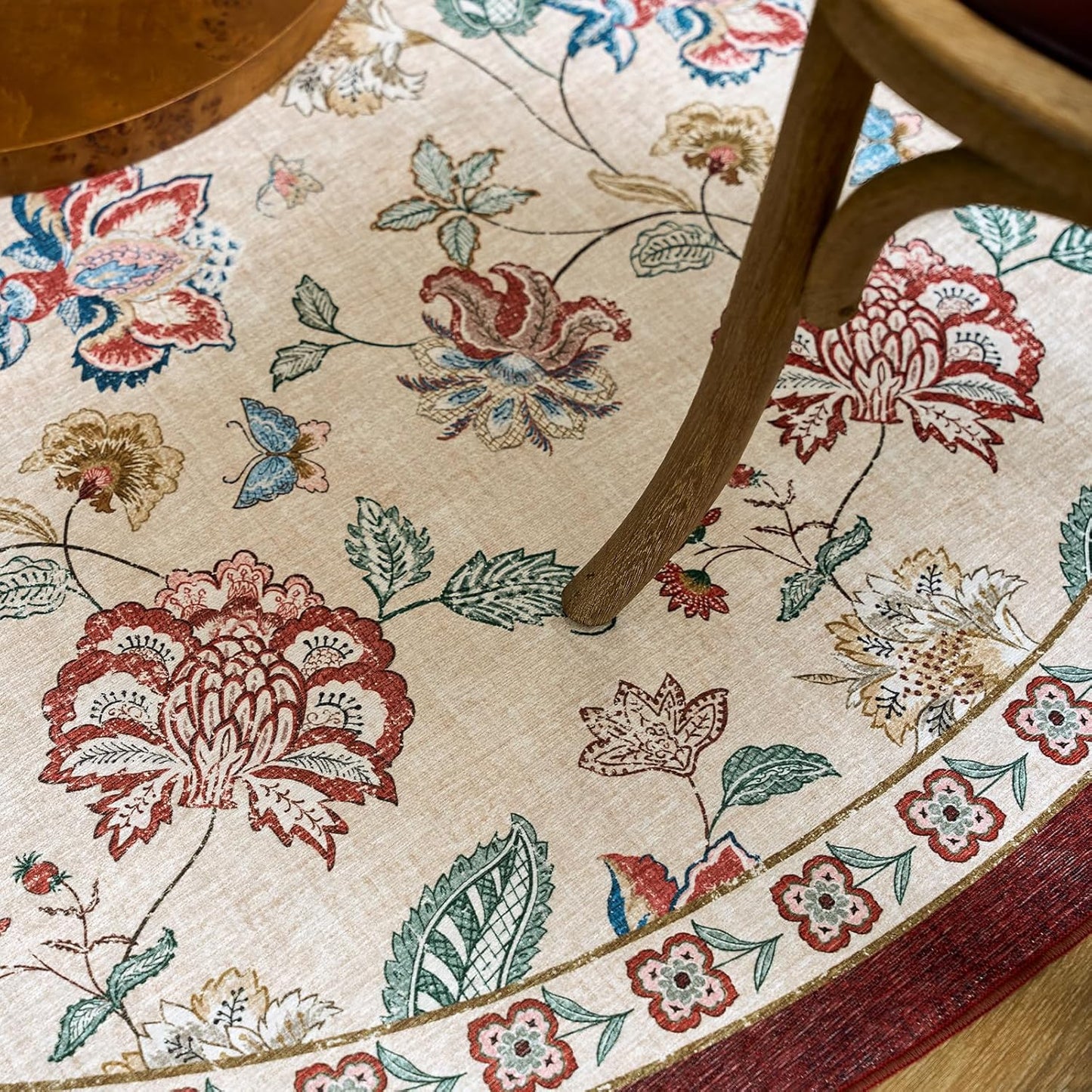 jinchan 6ft Floral Round Rug for Dining Room Washable Living Room Rug Vintage Romance Design Non Slip Indoor Floor Cover Lightweight Low-Profile Throw Carpet for Bedroom Porch Patio, Red/Beige